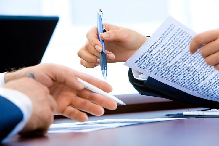 Emprender en el Reino Unido: Licencias y Permisos Necesarios